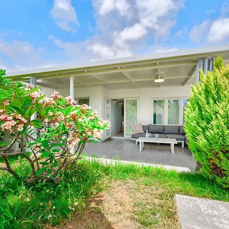 Appartement Beautiful In Island Village *