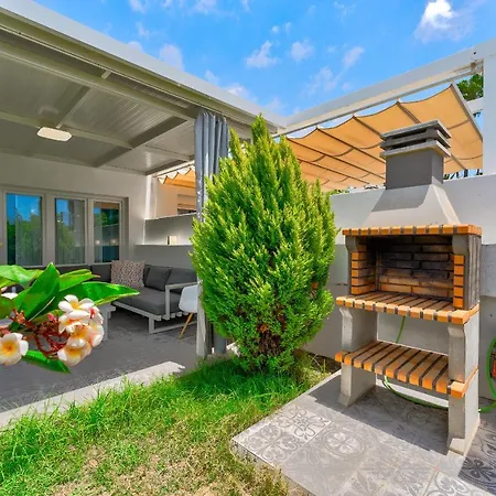 아파트 Beautiful In Island Village