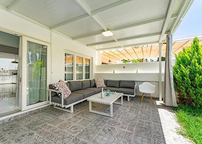 Beautiful In Island Village Costa Adeje (Tenerife)